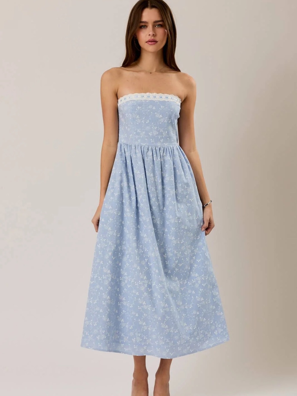 NWT Le Lis Blue Embroidered Floral Strapless Lace Trim Midi Dress Medium
